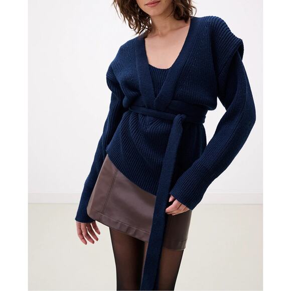 CHPTR-S Cloud Knit Sweater in Dark Blue size 38 - Picture 1 of 9